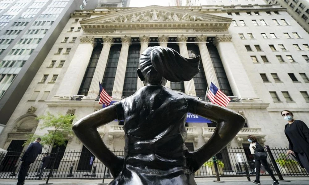 Wall Street: Στα… πράσινα επέστρεψε – Από πού αντλεί αντοχές η αγορά